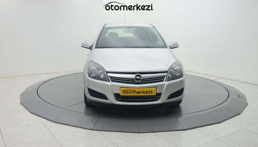 OPEL ASTRA 18